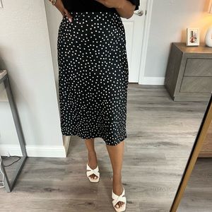 Polka dot black and white midi skirt, size M.